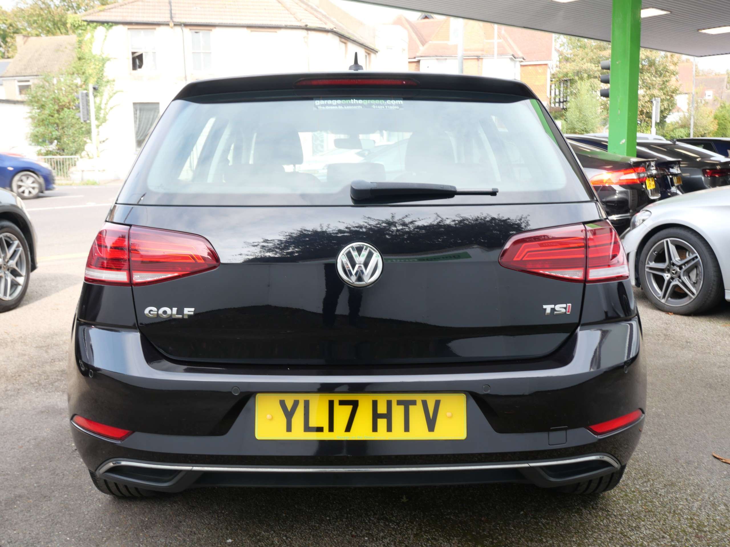 2017 VOLKSWAGEN GOLF 2017 VOLKSWAGEN GOLF