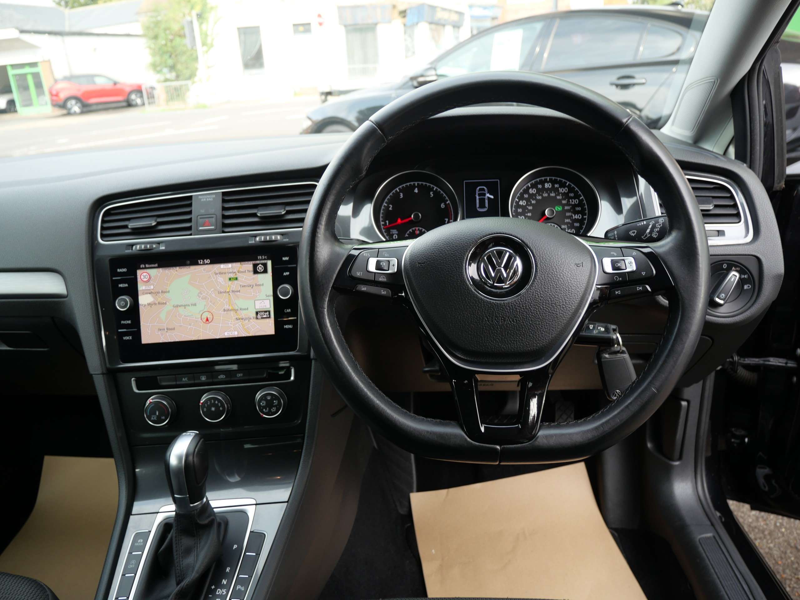 2017 VOLKSWAGEN GOLF 2017 VOLKSWAGEN GOLF