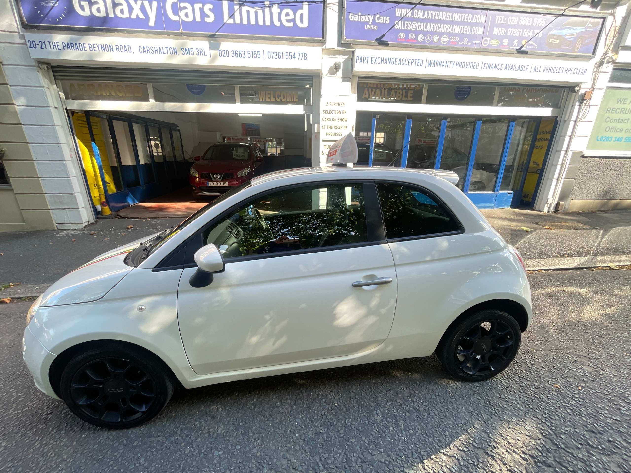 2011 FIAT 500 2011 FIAT 500