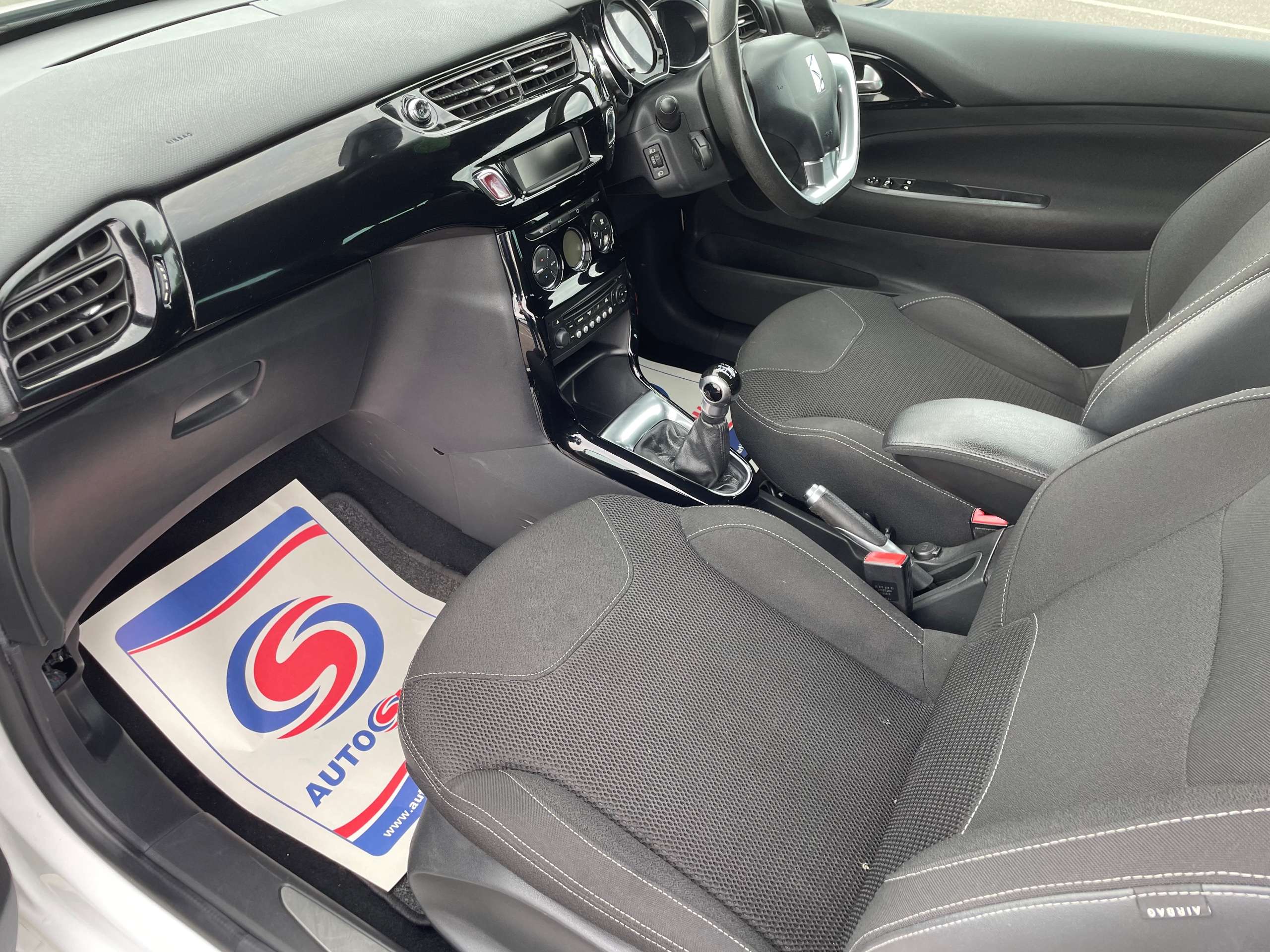 2013 CITROEN DS3 2013 CITROEN DS3