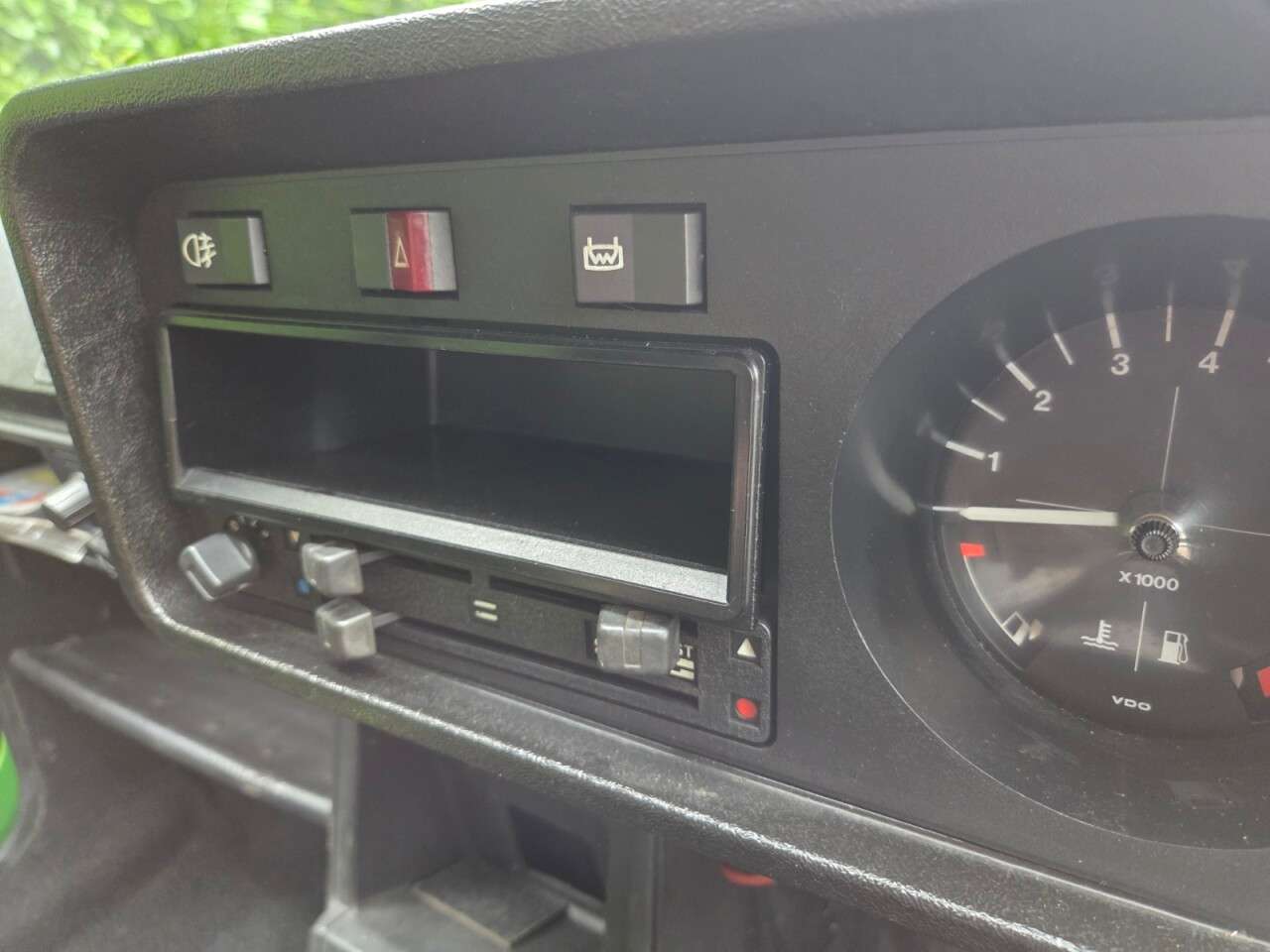 1975 VOLKSWAGEN GOLF 1975 VOLKSWAGEN GOLF