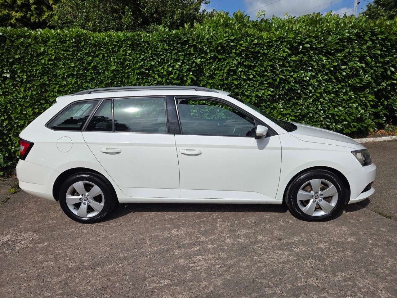 2015 SKODA FABIA 2015 SKODA FABIA