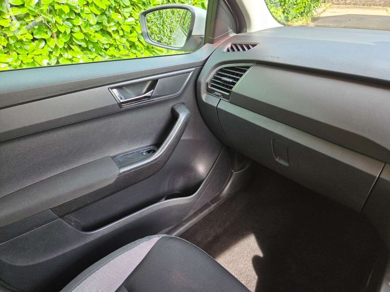 2015 SKODA FABIA 2015 SKODA FABIA