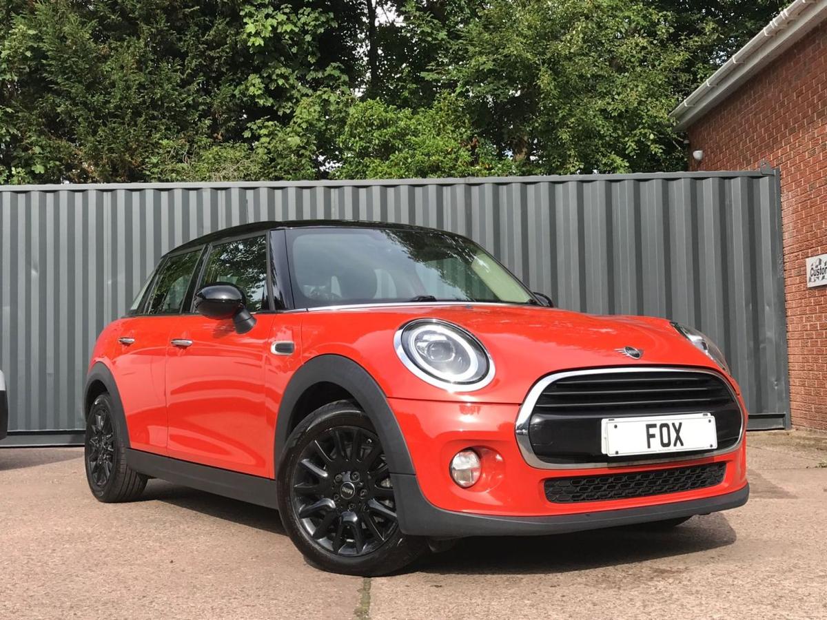 Check out this Mini Hatch 2018 Petrol Manual