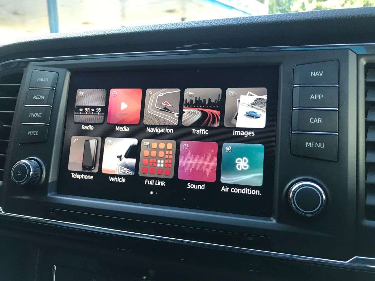 2018 SEAT ATECA 2018 SEAT ATECA