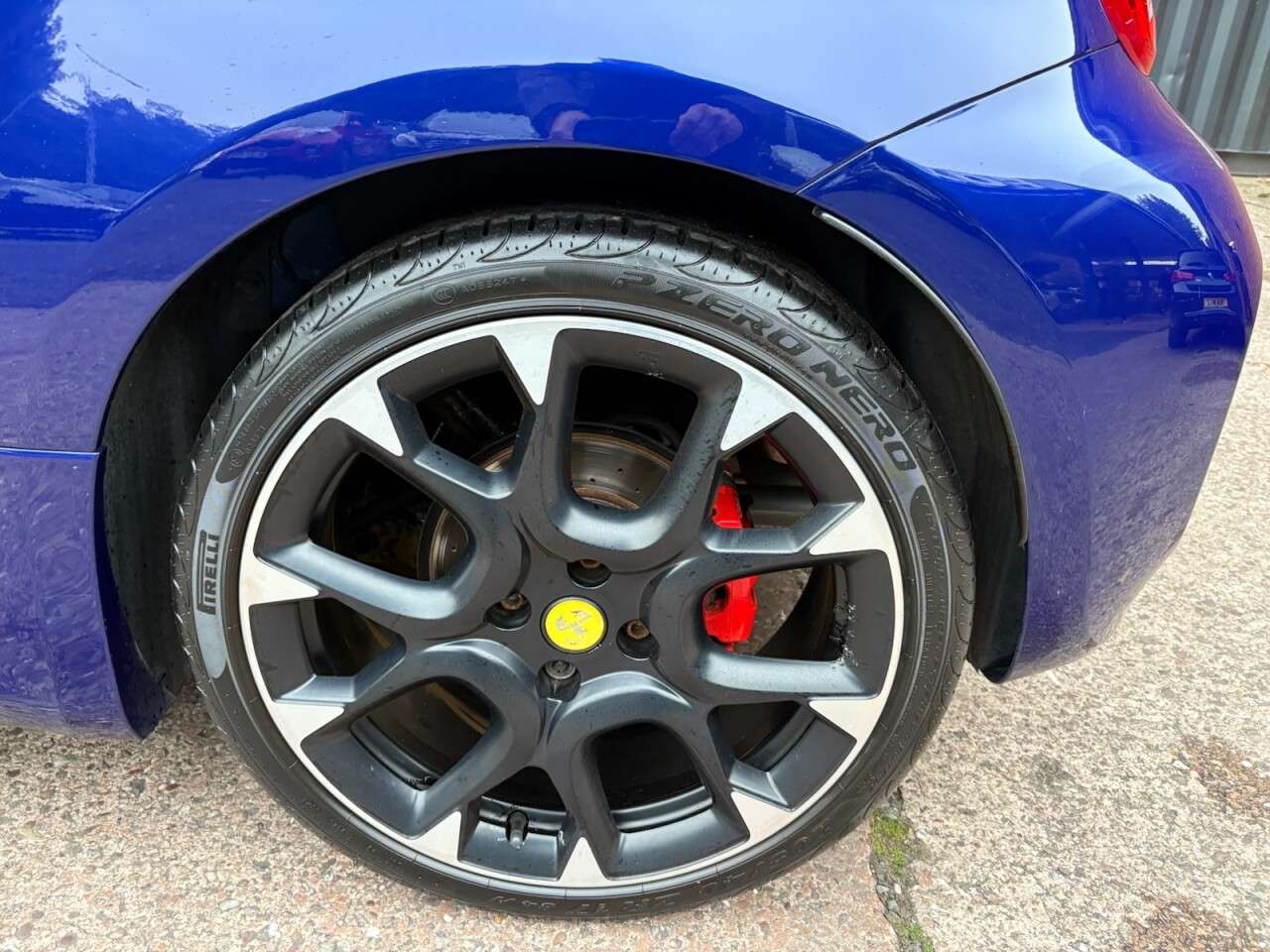 2017 ABARTH 595 2017 ABARTH 595