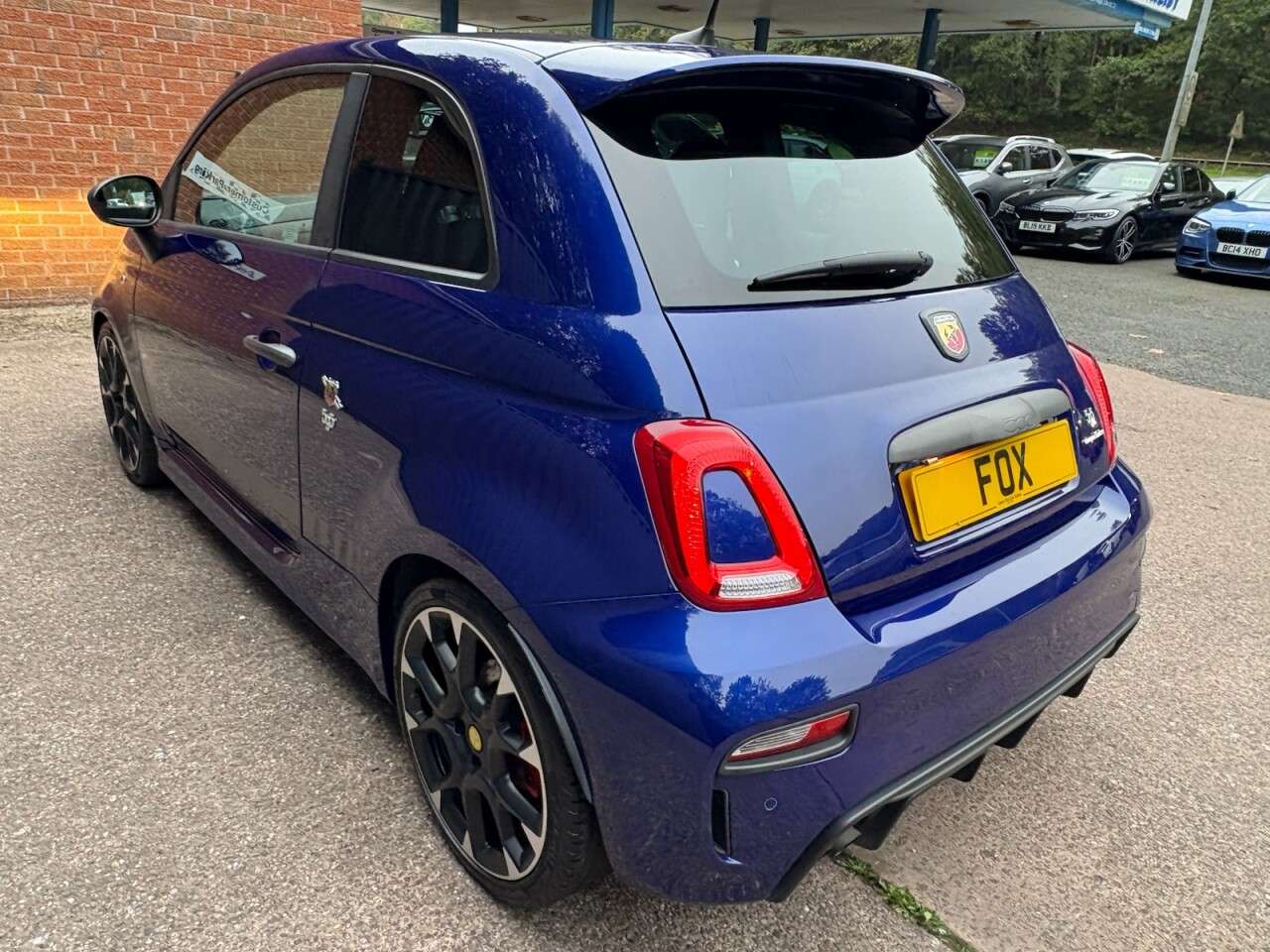 2017 ABARTH 595 2017 ABARTH 595