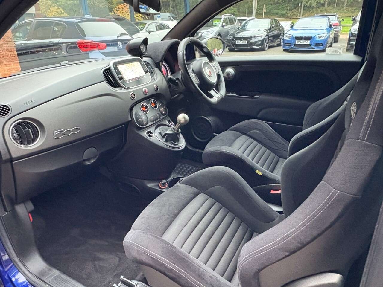 2017 ABARTH 595 2017 ABARTH 595