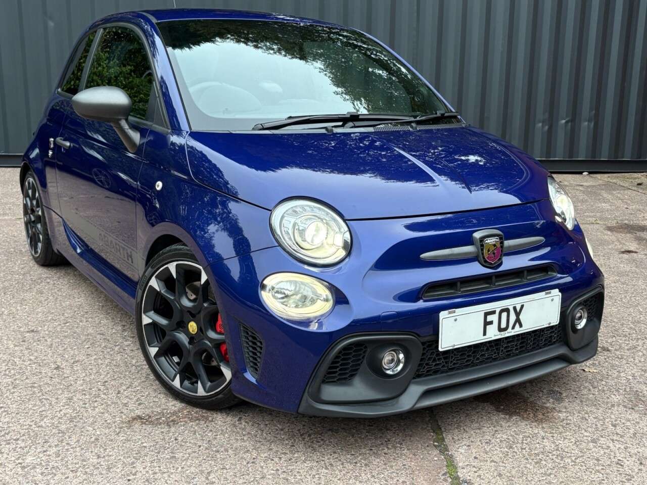 2017 ABARTH 595 2017 ABARTH 595