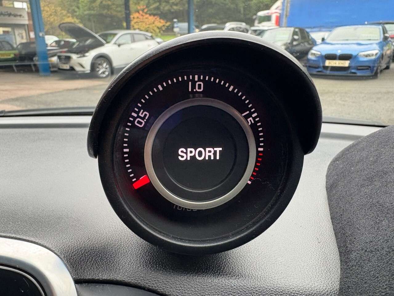 2017 ABARTH 595 2017 ABARTH 595