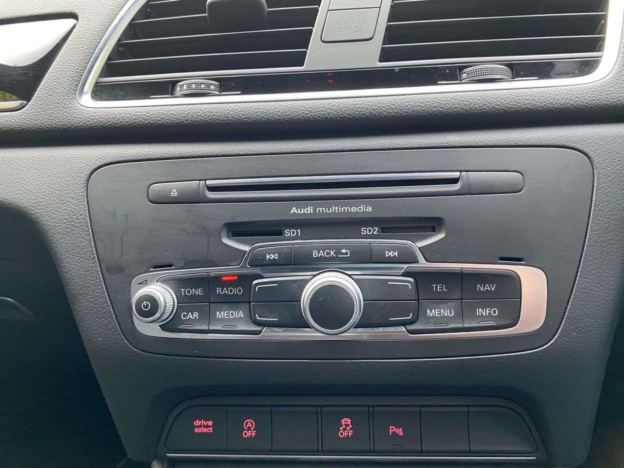 2018 AUDI Q3 2018 AUDI Q3