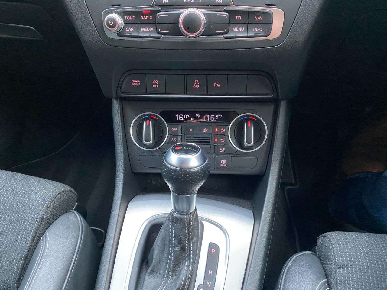 2017 AUDI Q3 2017 AUDI Q3