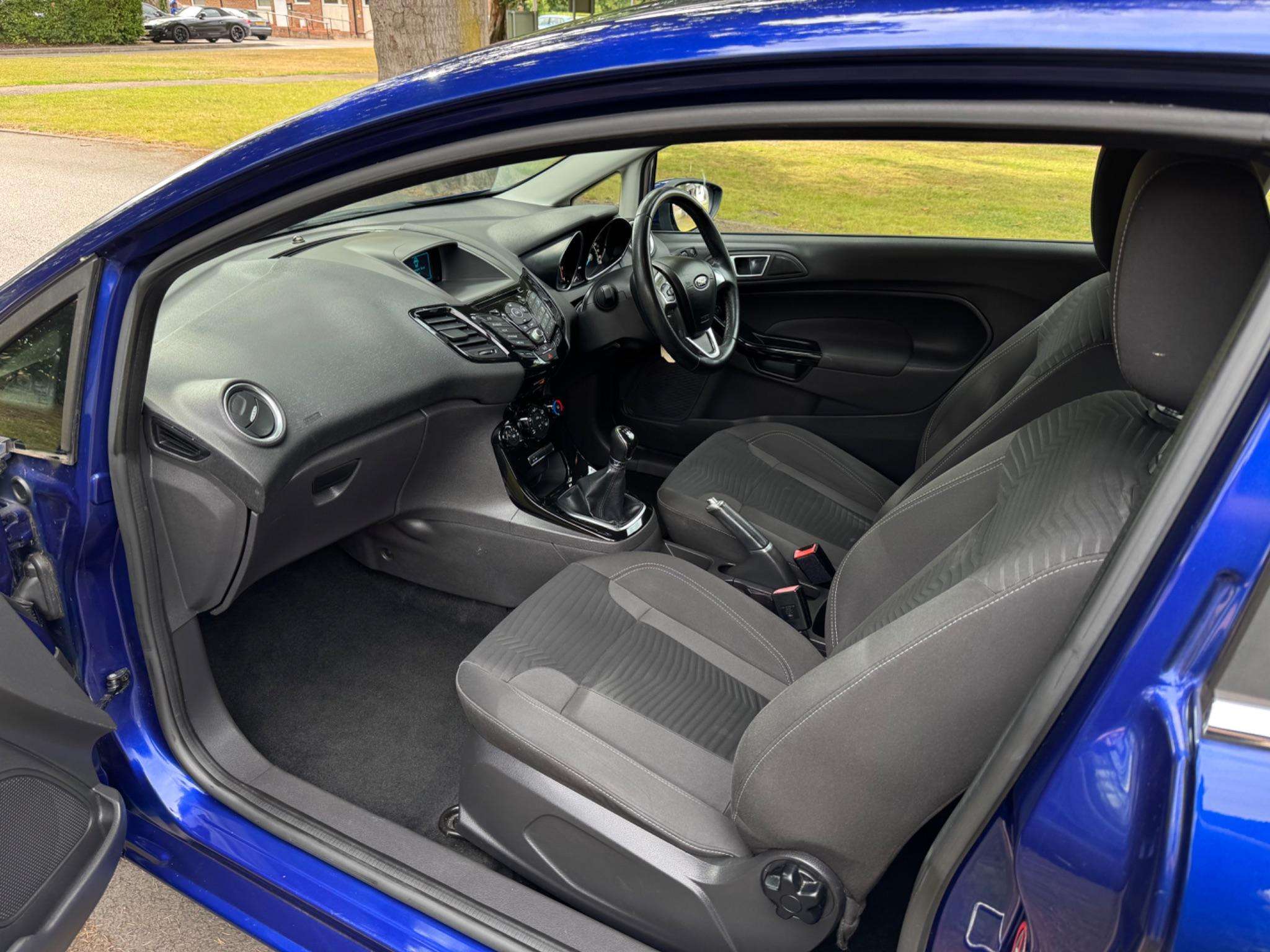 2015 FORD FIESTA 2015 FORD FIESTA