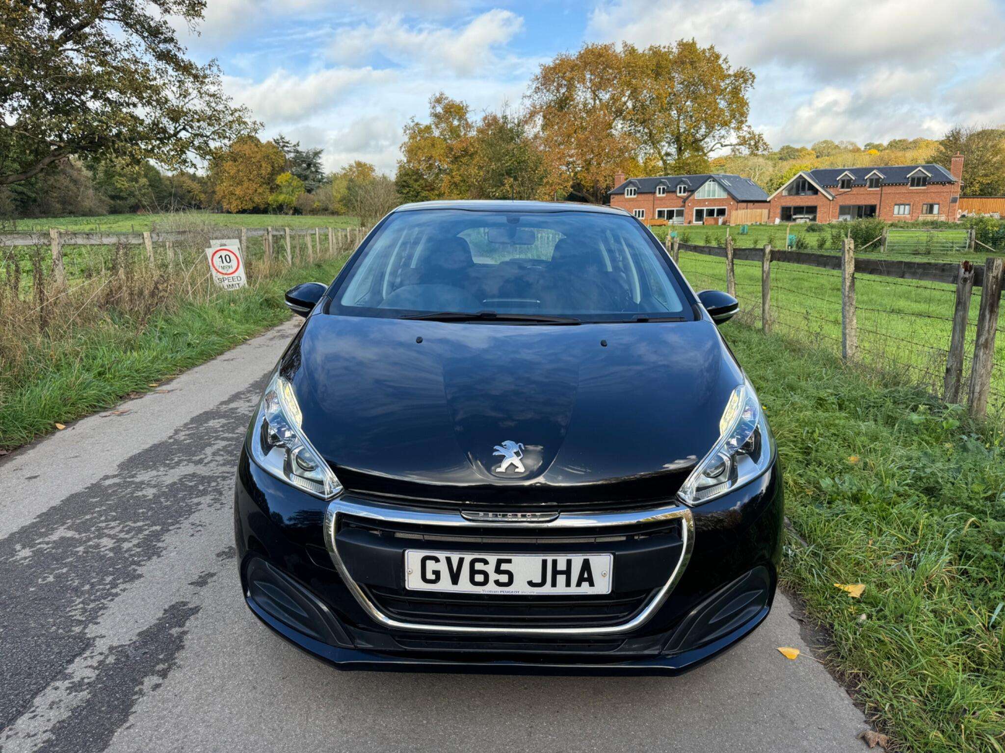 2016 PEUGEOT 208 2016 PEUGEOT 208