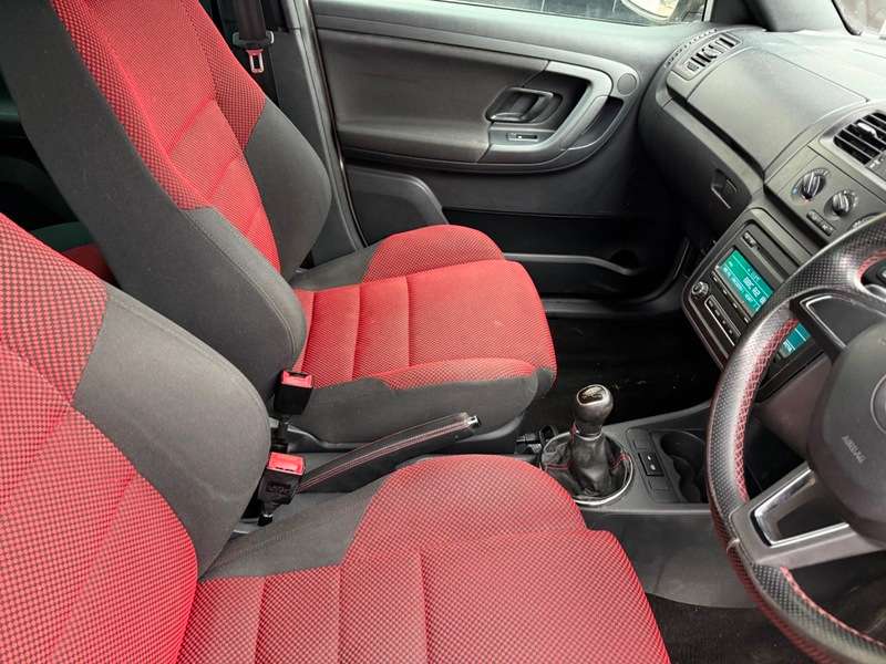 2013 SKODA FABIA 2013 SKODA FABIA