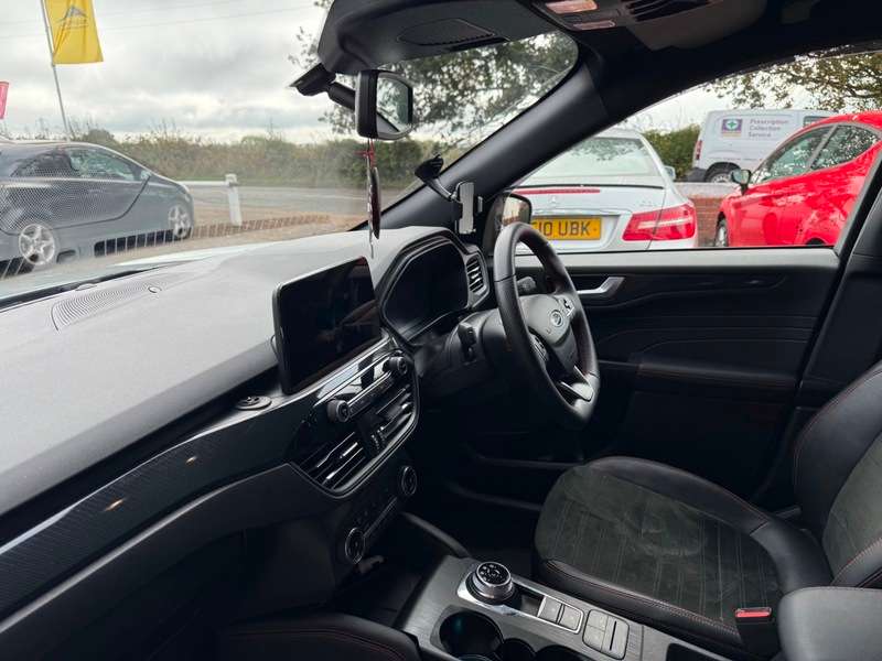 2022 FORD KUGA 2022 FORD KUGA