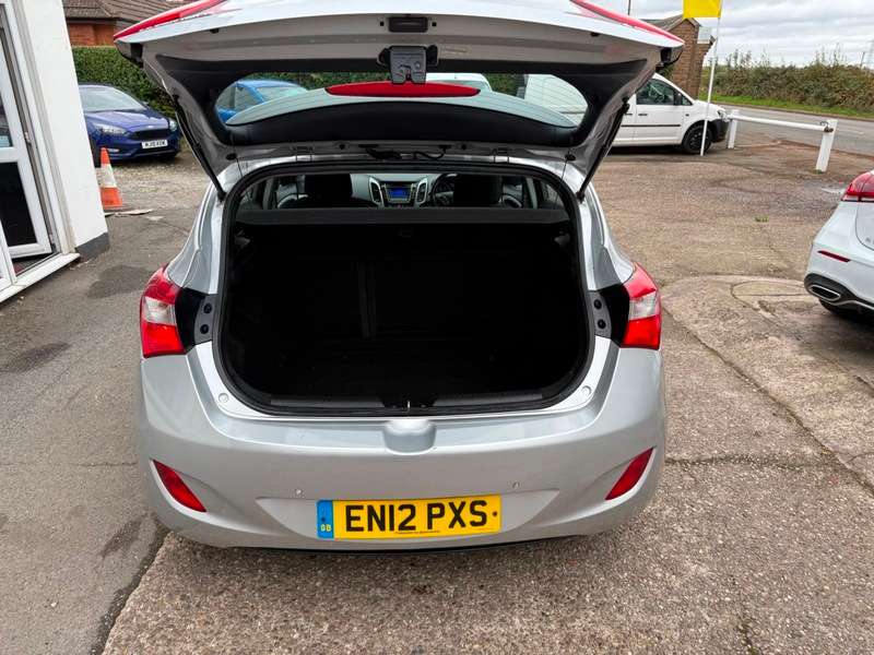 2012 HYUNDAI I30 2012 HYUNDAI I30