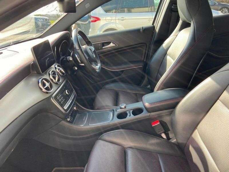 2018 MERCEDES-BENZ C CLASS 2018 MERCEDES-BENZ C CLASS