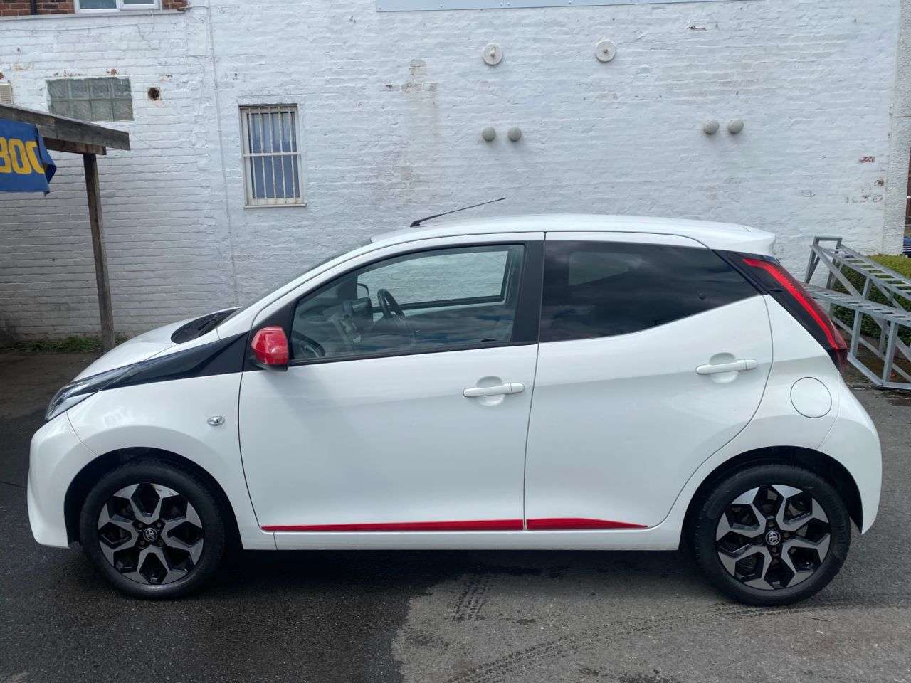 2019 TOYOTA AYGO 2019 TOYOTA AYGO