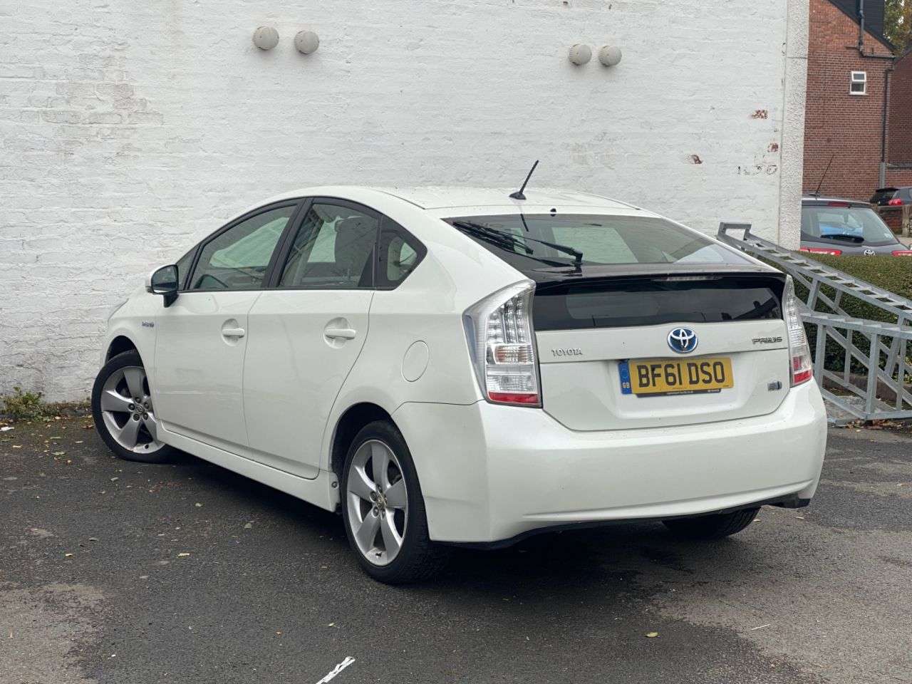 2011 TOYOTA PRIUS 2011 TOYOTA PRIUS