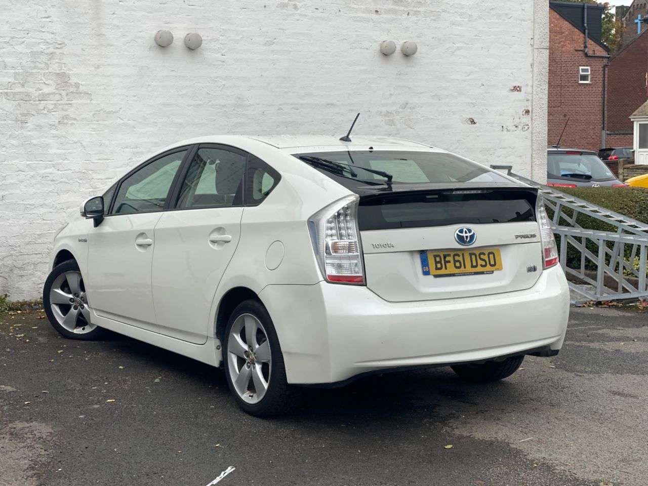 2011 TOYOTA PRIUS 2011 TOYOTA PRIUS