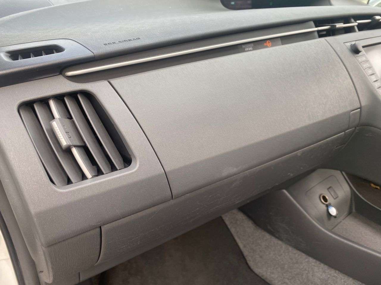 2011 TOYOTA PRIUS 2011 TOYOTA PRIUS