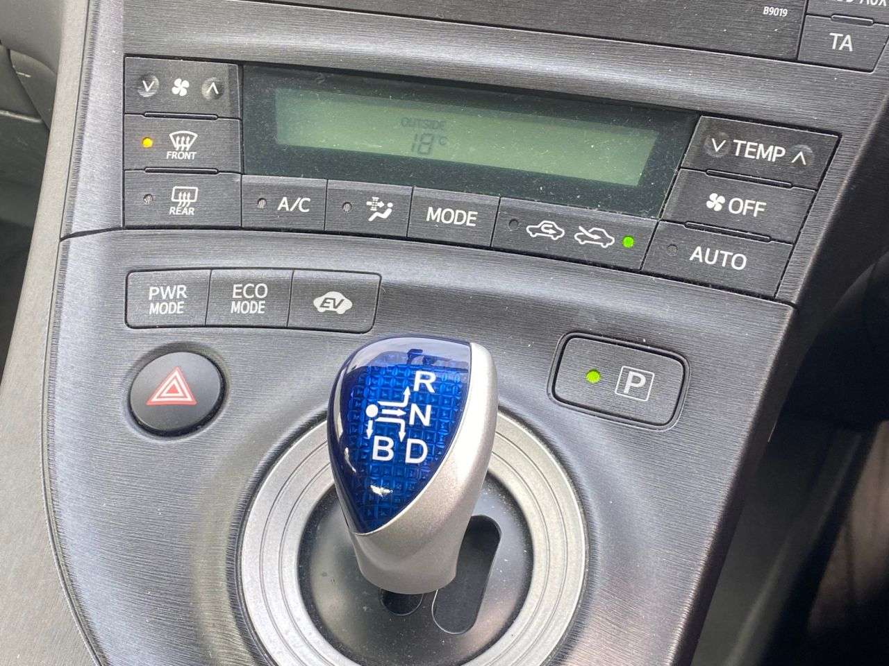 2011 TOYOTA PRIUS 2011 TOYOTA PRIUS