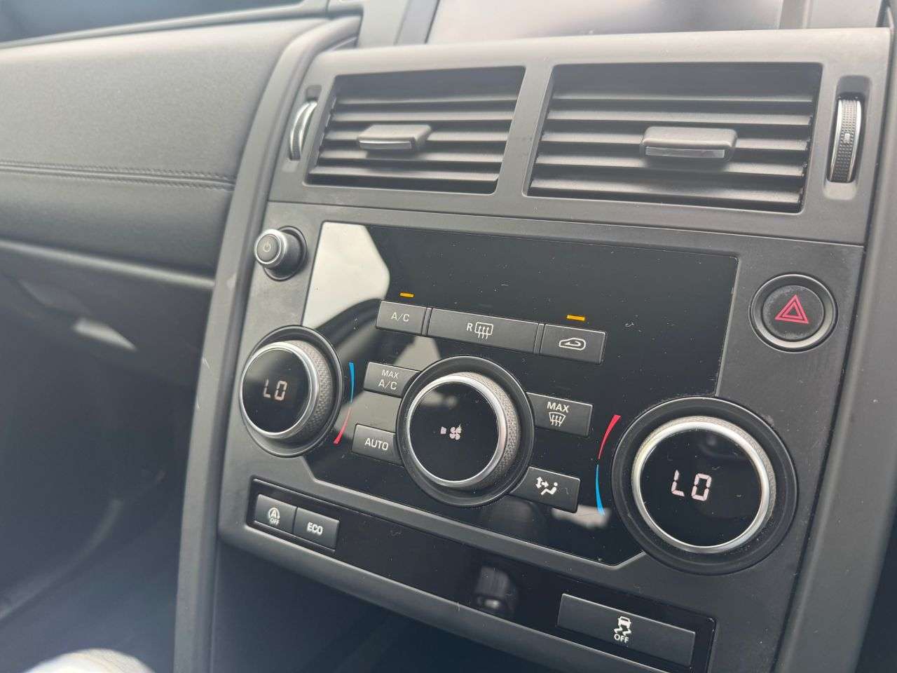 2018 LAND ROVER DISCOVERY SPORT 2018 LAND ROVER DISCOVERY SPORT