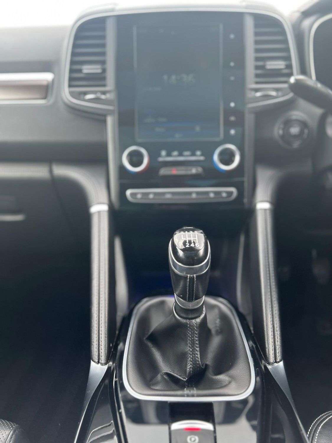 2018 RENAULT KOLEOS 2018 RENAULT KOLEOS