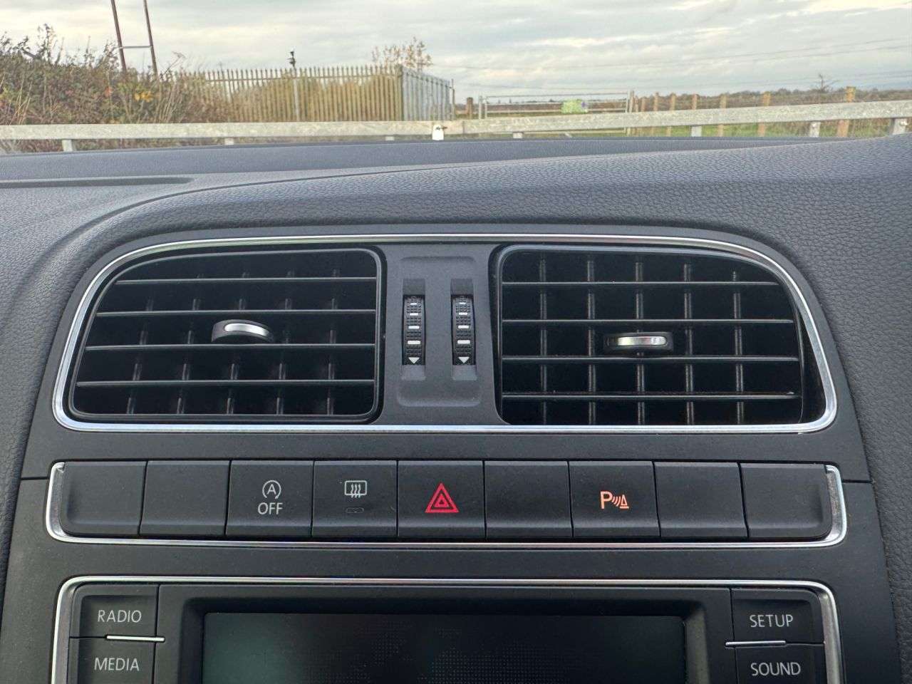 2017 VOLKSWAGEN POLO 2017 VOLKSWAGEN POLO