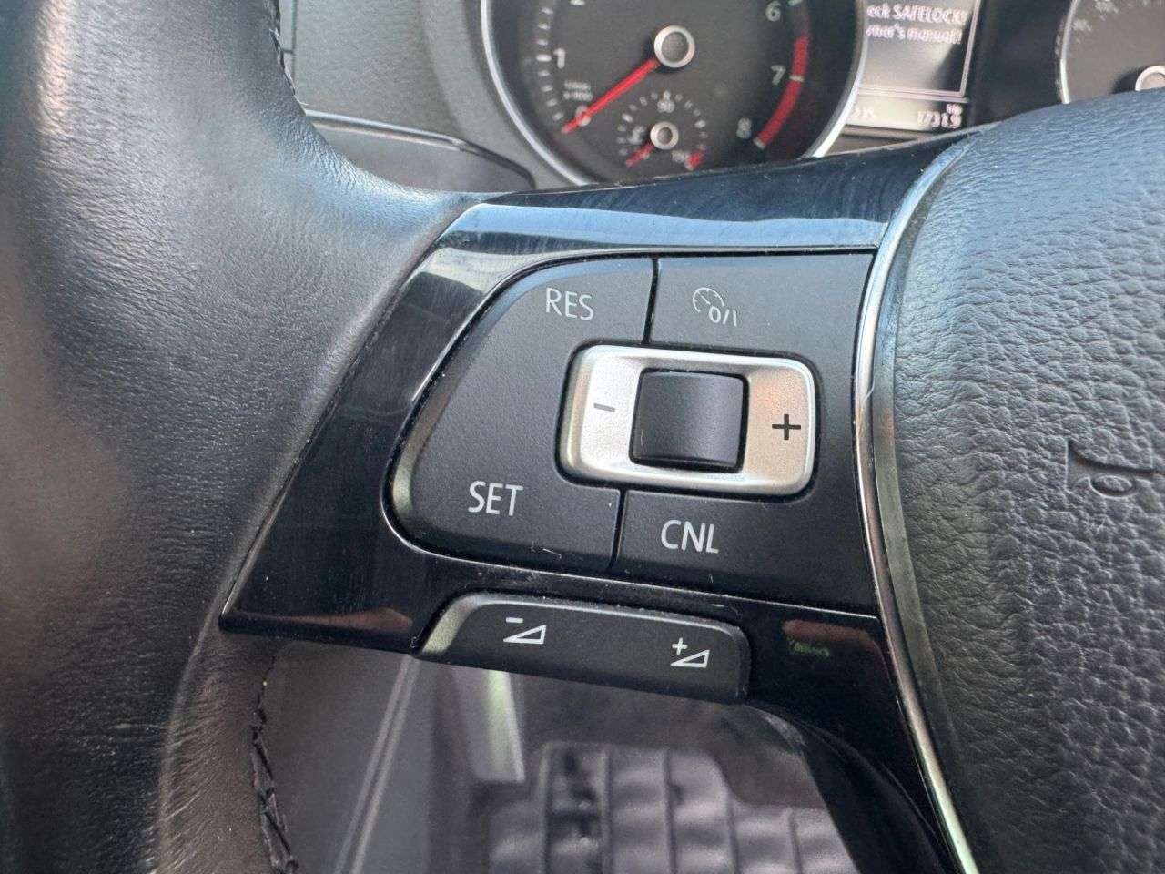 2017 VOLKSWAGEN POLO 2017 VOLKSWAGEN POLO