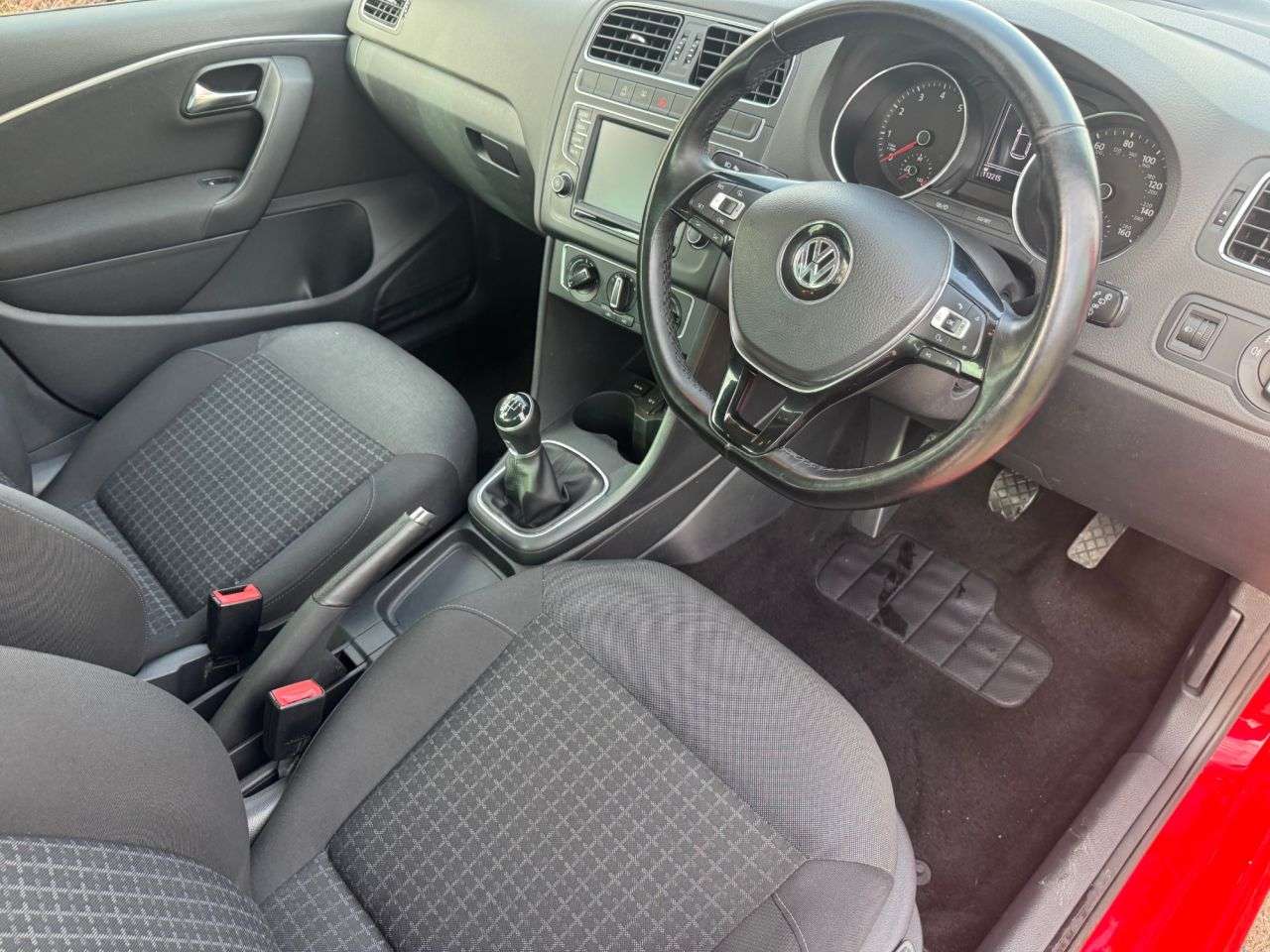 2017 VOLKSWAGEN POLO 2017 VOLKSWAGEN POLO