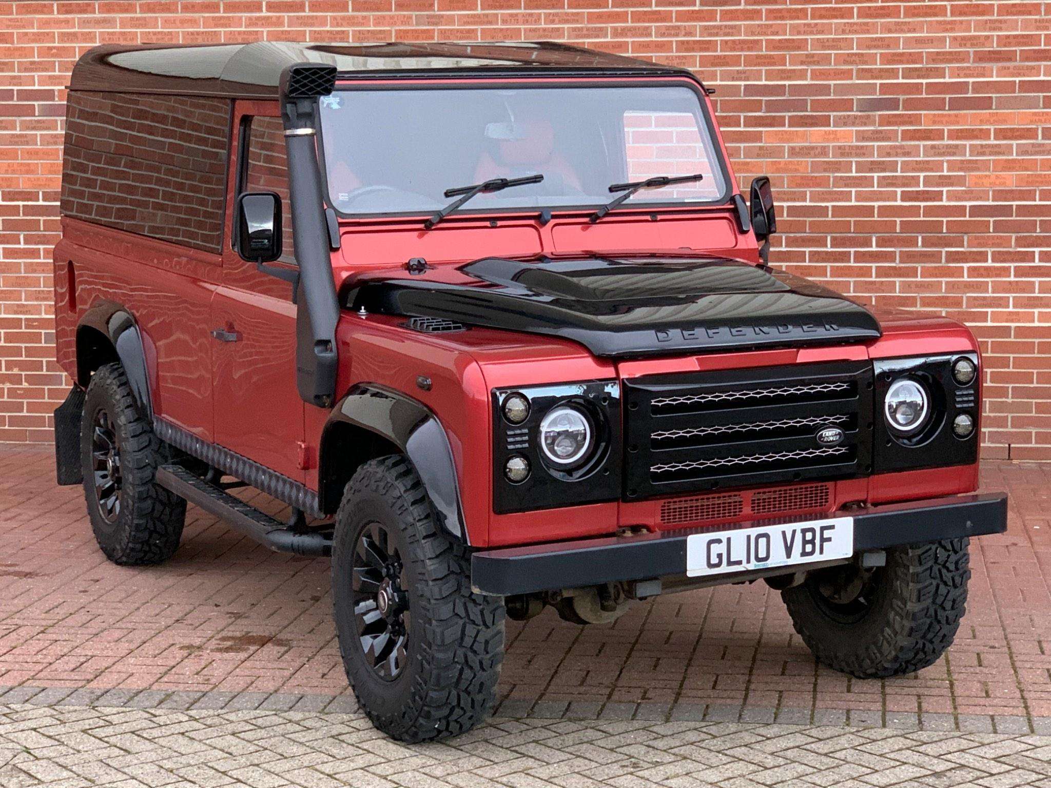 2010 LAND ROVER DEFENDER 110 2010 LAND ROVER DEFENDER 110