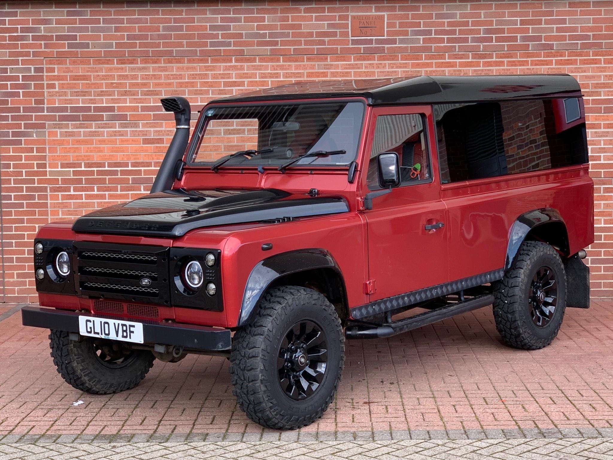 2010 LAND ROVER DEFENDER 110 2010 LAND ROVER DEFENDER 110
