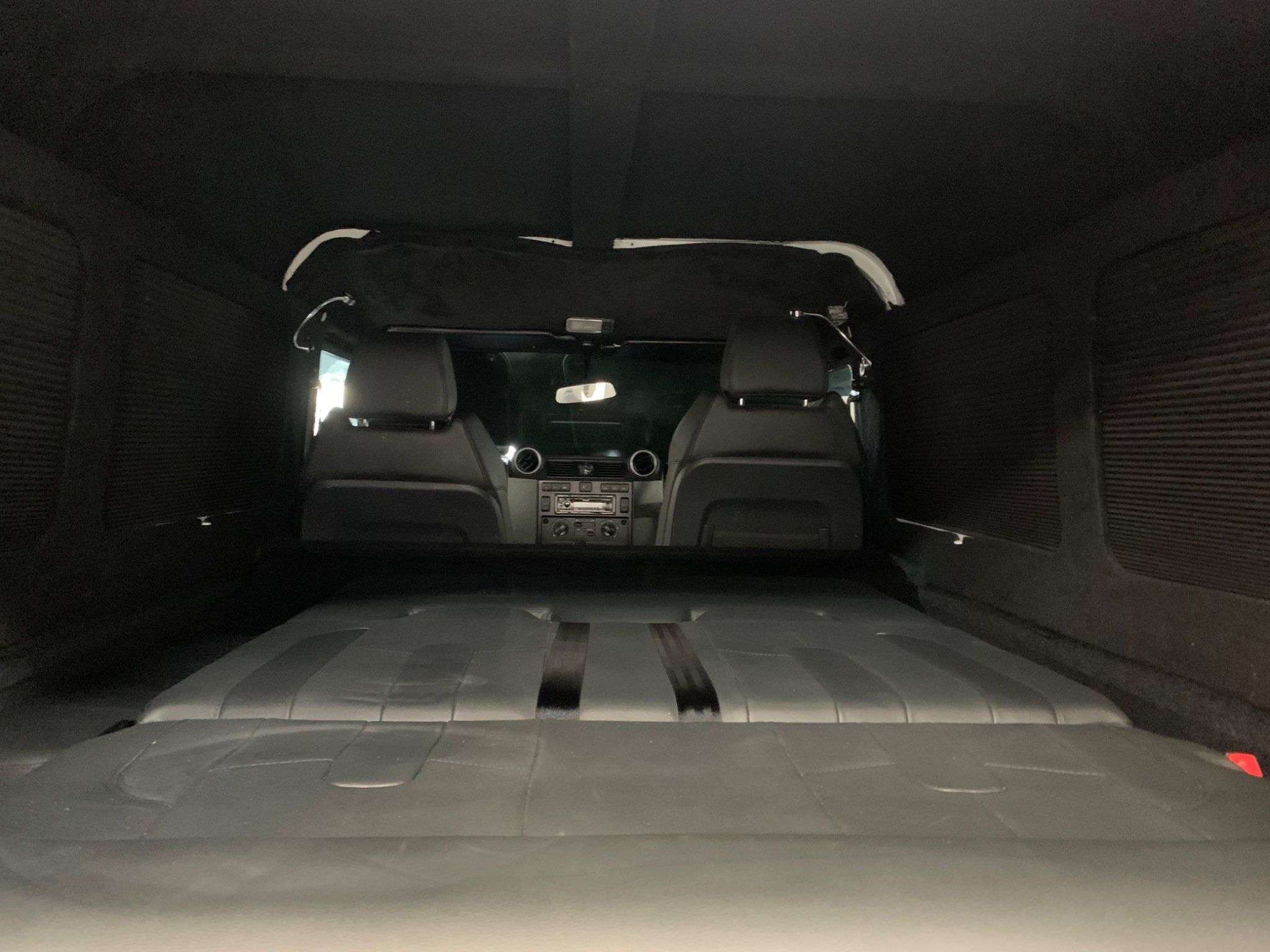 2013 LAND ROVER DEFENDER 110 2013 LAND ROVER DEFENDER 110