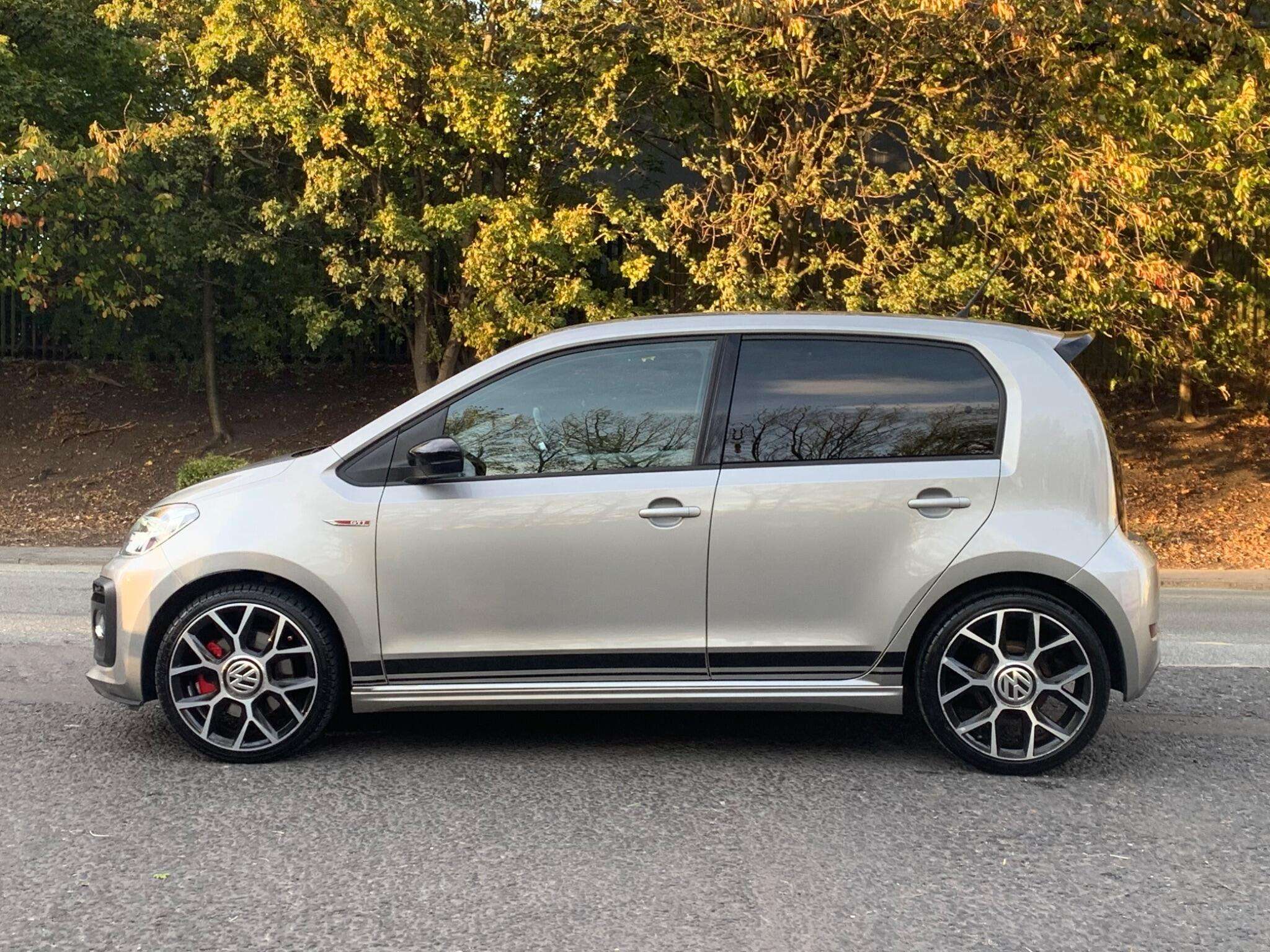 2019 VOLKSWAGEN UP! 2019 VOLKSWAGEN UP!
