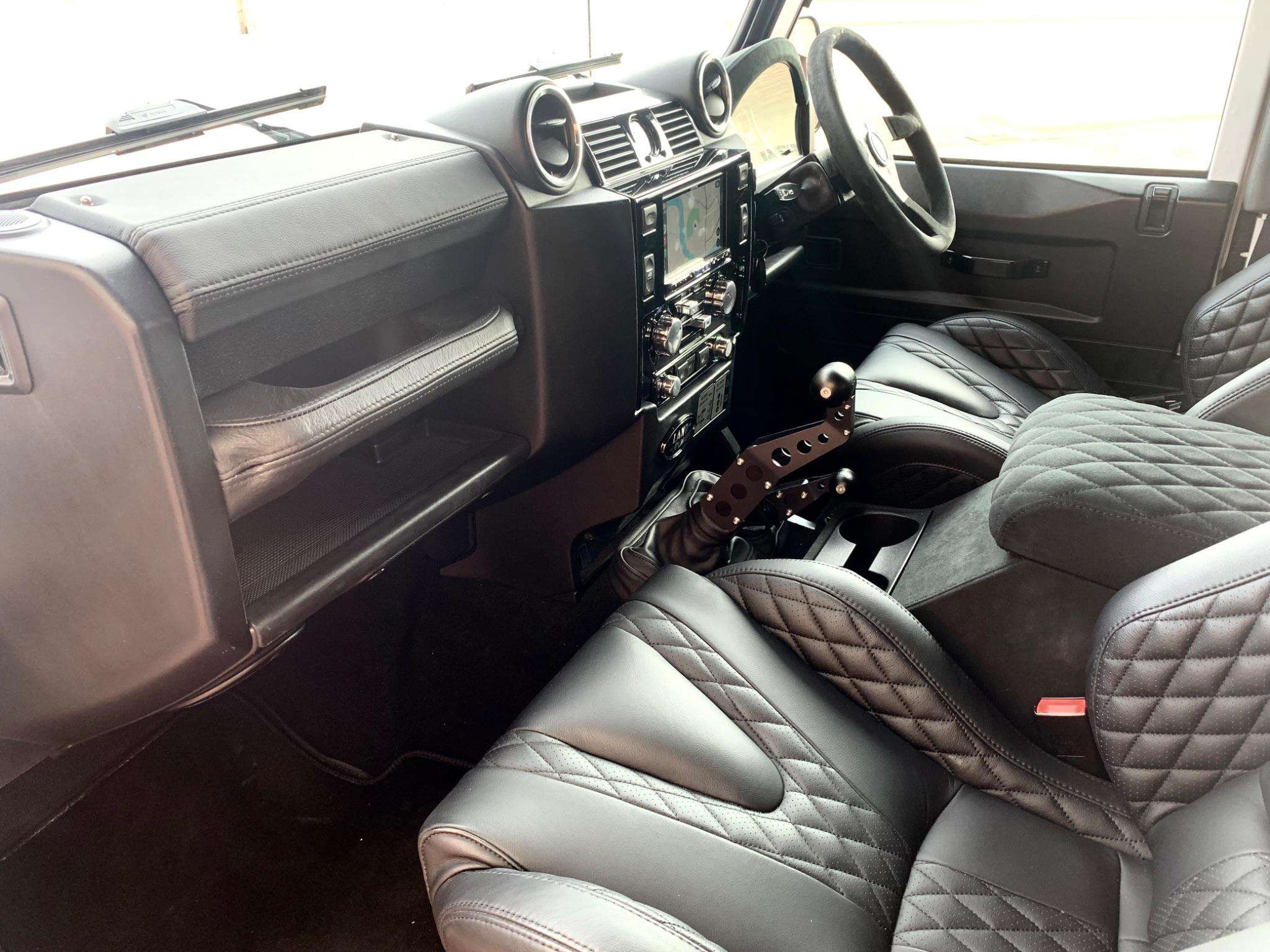 2012 LAND ROVER DEFENDER 90 2012 LAND ROVER DEFENDER 90