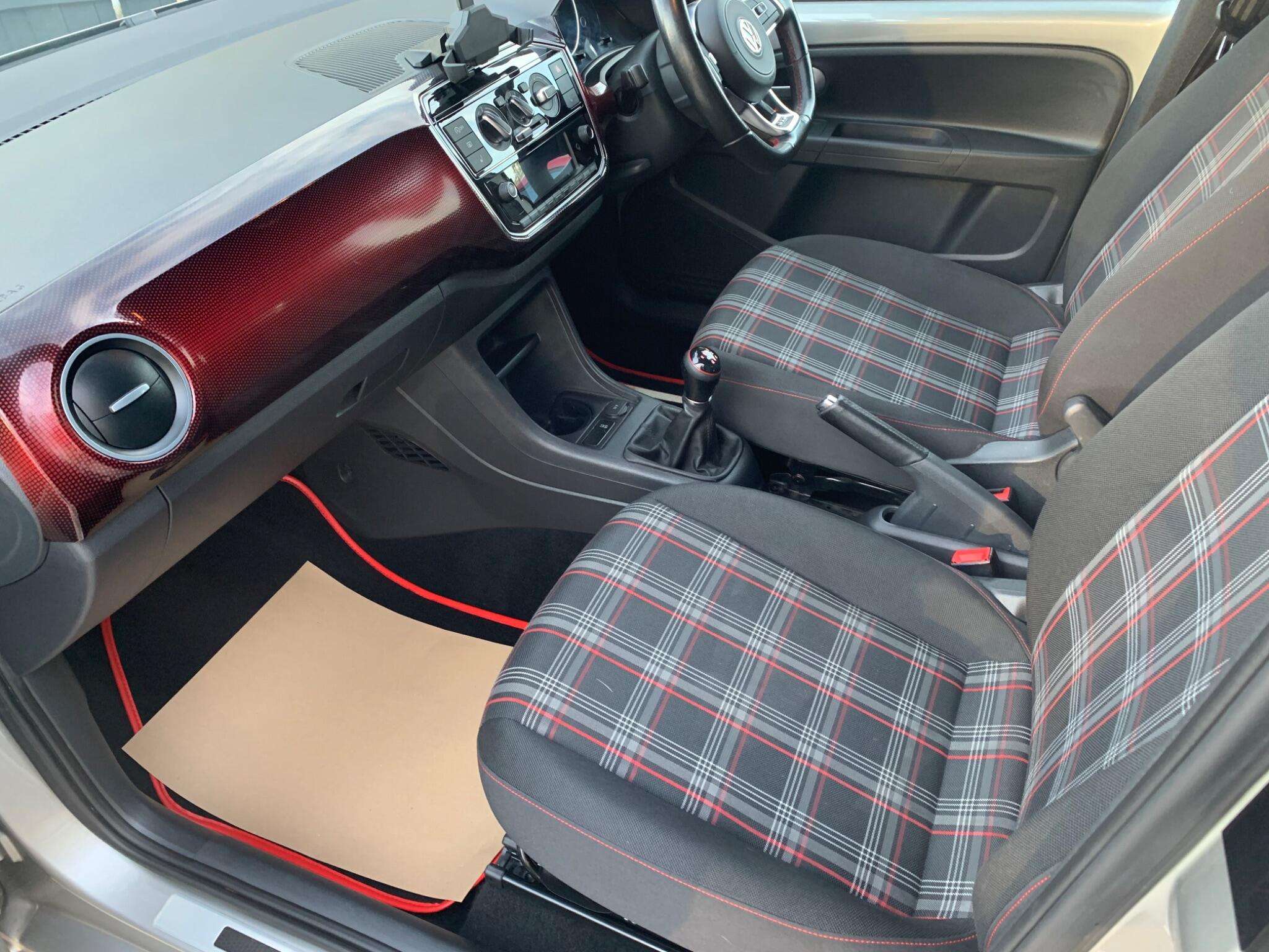 2019 VOLKSWAGEN UP! 2019 VOLKSWAGEN UP!