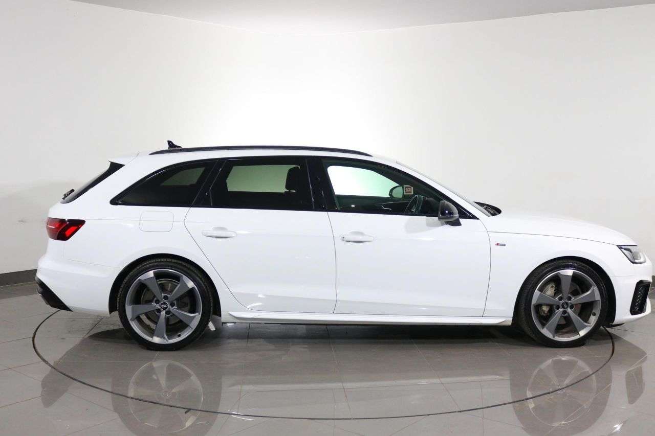 2021 AUDI A4 AVANT 2021 AUDI A4 AVANT