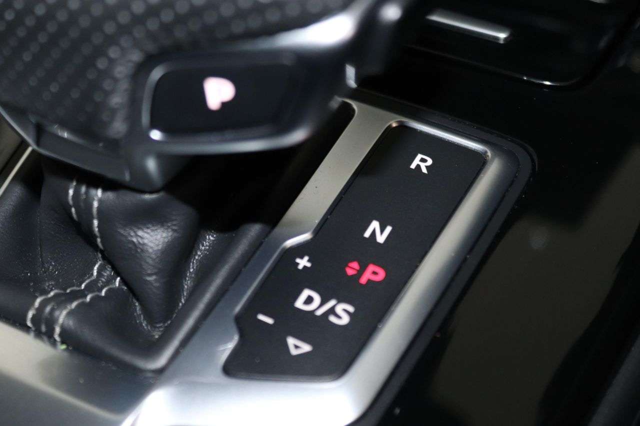 2021 AUDI A4 AVANT 2021 AUDI A4 AVANT