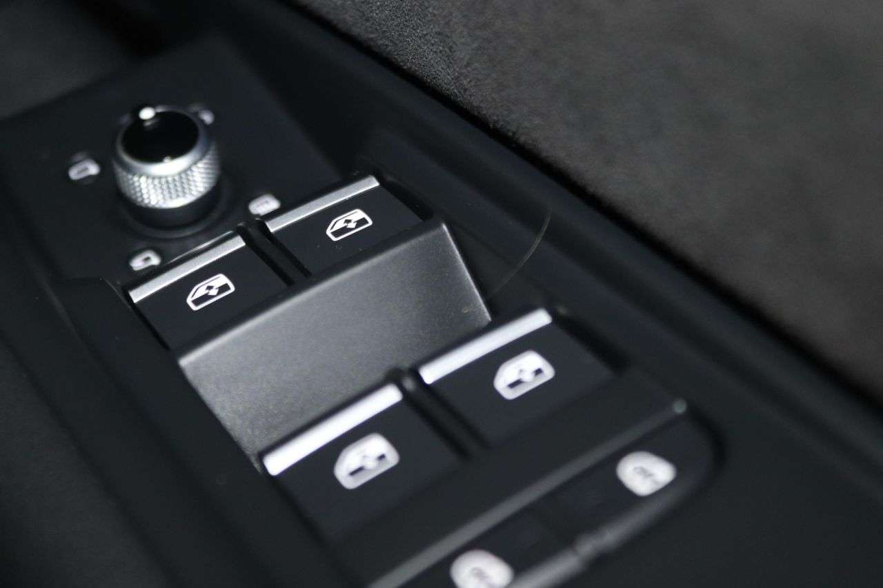 2021 AUDI A4 AVANT 2021 AUDI A4 AVANT