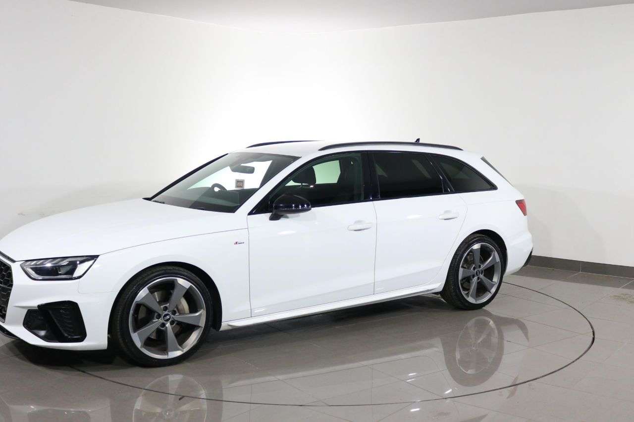 2021 AUDI A4 AVANT 2021 AUDI A4 AVANT