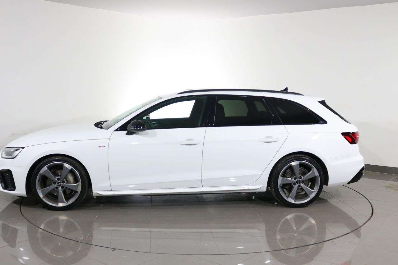 2021 AUDI A4 AVANT 2021 AUDI A4 AVANT