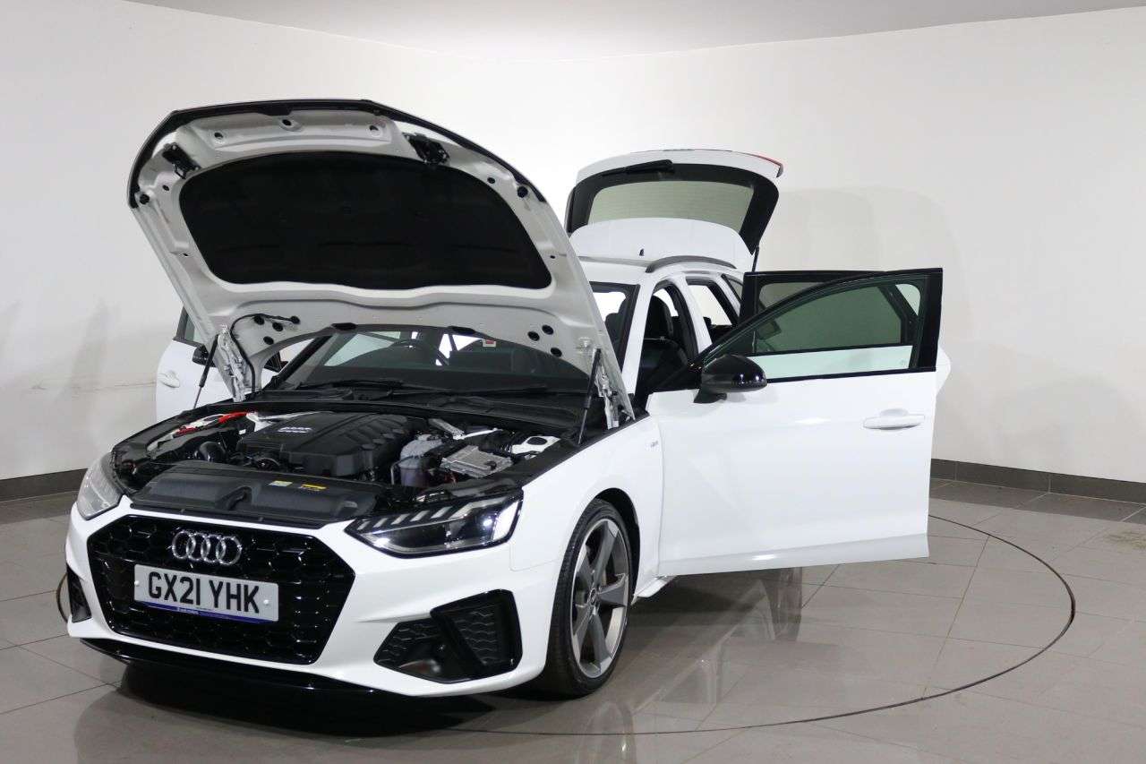 2021 AUDI A4 AVANT 2021 AUDI A4 AVANT