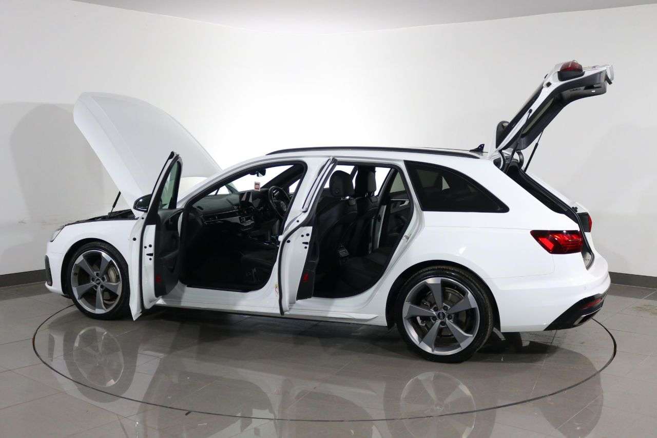 2021 AUDI A4 AVANT 2021 AUDI A4 AVANT