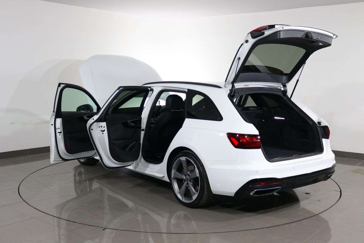 2021 AUDI A4 AVANT 2021 AUDI A4 AVANT