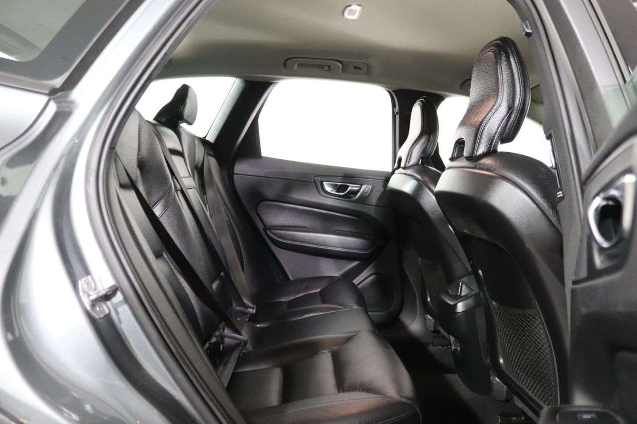 2019 VOLVO XC60 2019 VOLVO XC60