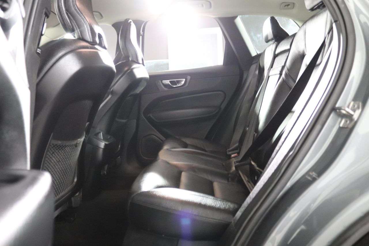 2019 VOLVO XC60 2019 VOLVO XC60