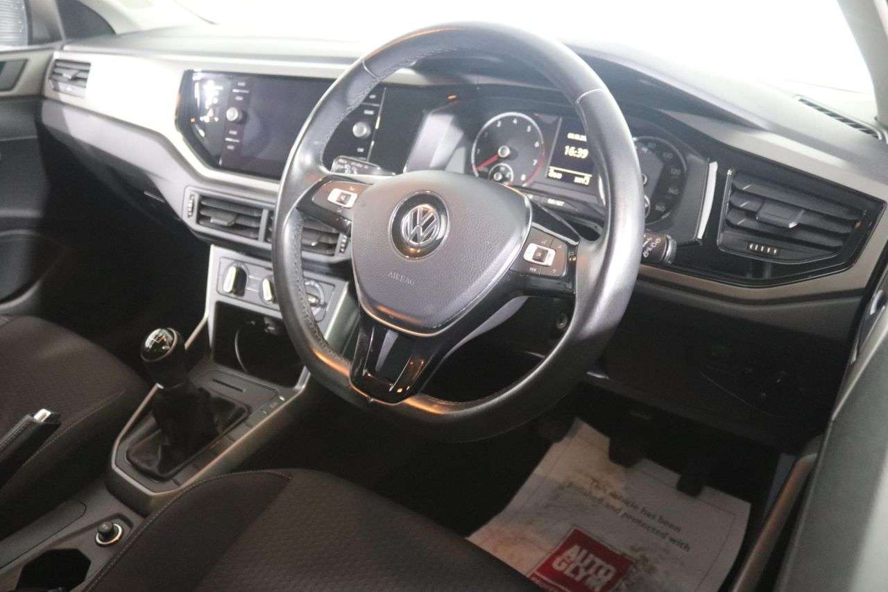 2018 VOLKSWAGEN POLO 2018 VOLKSWAGEN POLO