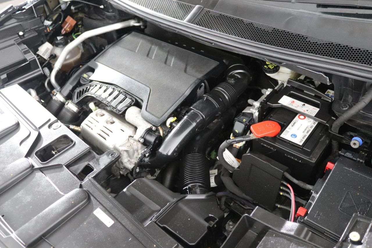 2019 PEUGEOT 3008 2019 PEUGEOT 3008